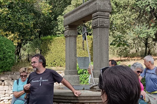 Un tomb per les masies de Castellar